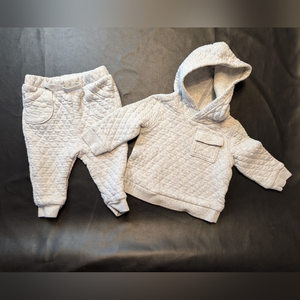 Baby & Toddler Clothing Lot - Mixed Neutrals with Red & Navy - Picture 3 of 7